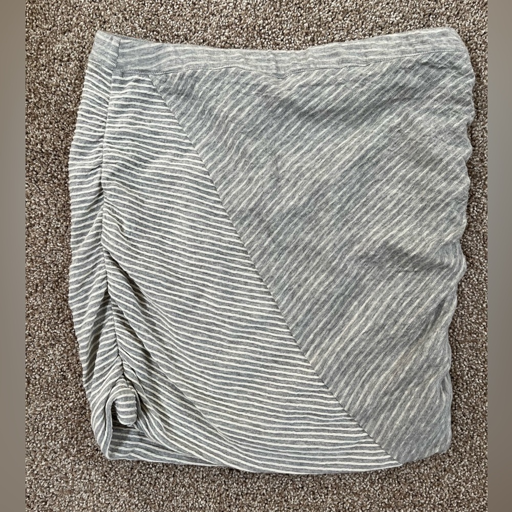 Bella Luxx mini skirt M